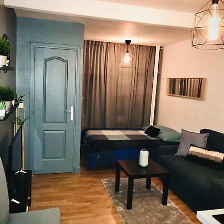 Petit Studio Cosy โบบิญญี ภายนอก รูปภาพ